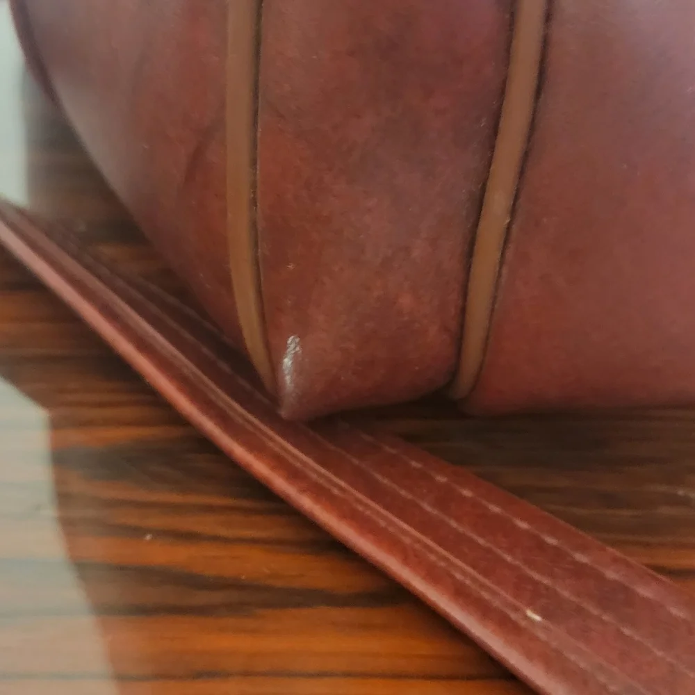 American Tourister Vintage 80's Carry On Burgandy‎ Bag